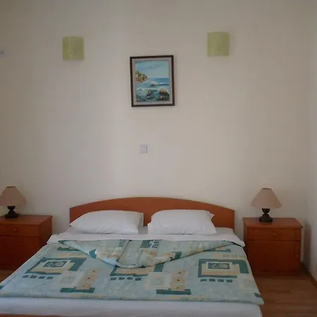 Casa de hóspedes Lipite 2*